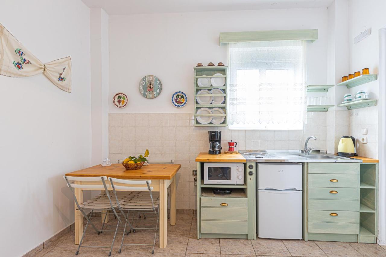 Studio Astero Pefki  Bagian luar foto